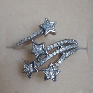 STUNNING! .50ctw ROUND WHITE DIAMOND STAR BYPASS RING